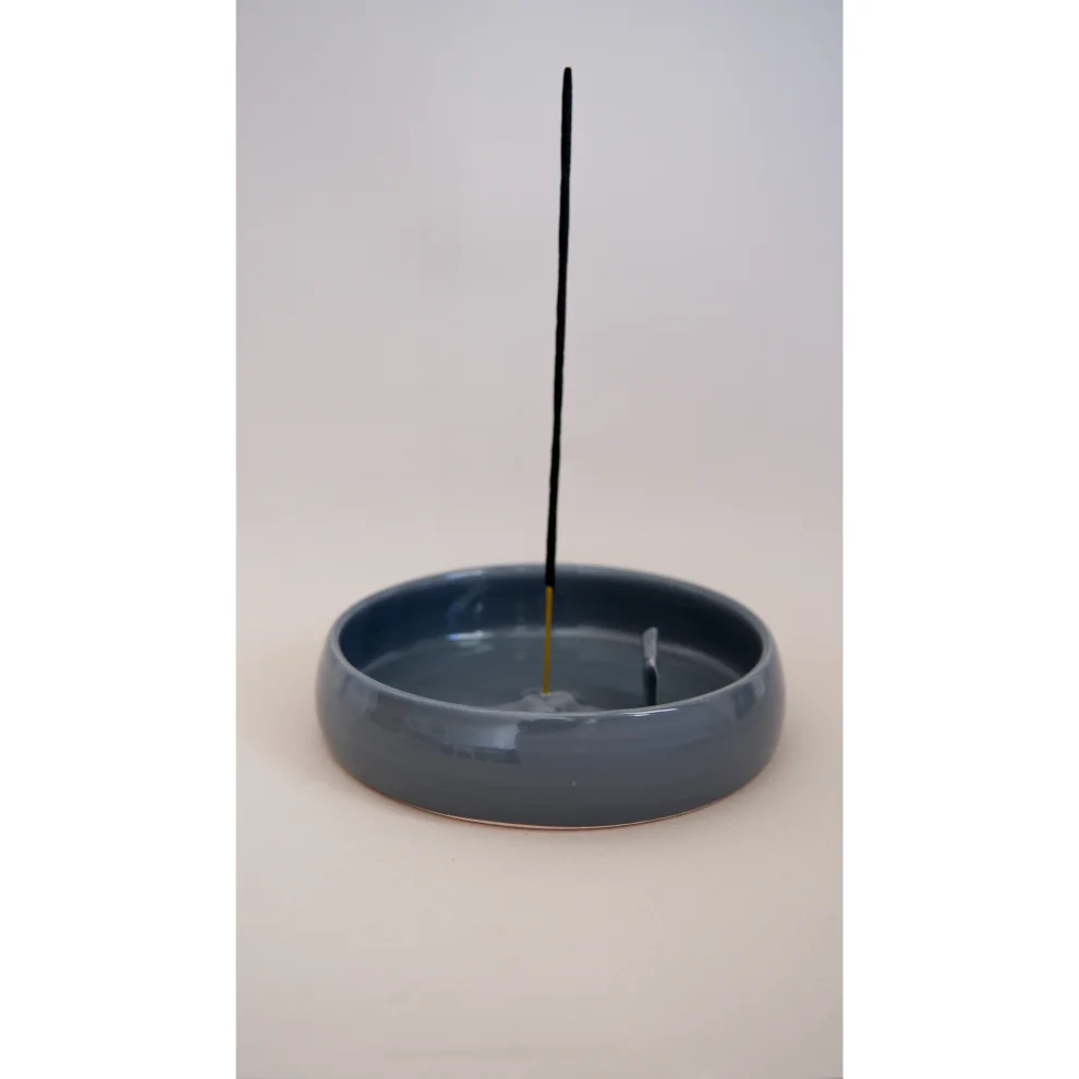 Kyphi Natural - Siva Handmade Ceramic Incense Holder