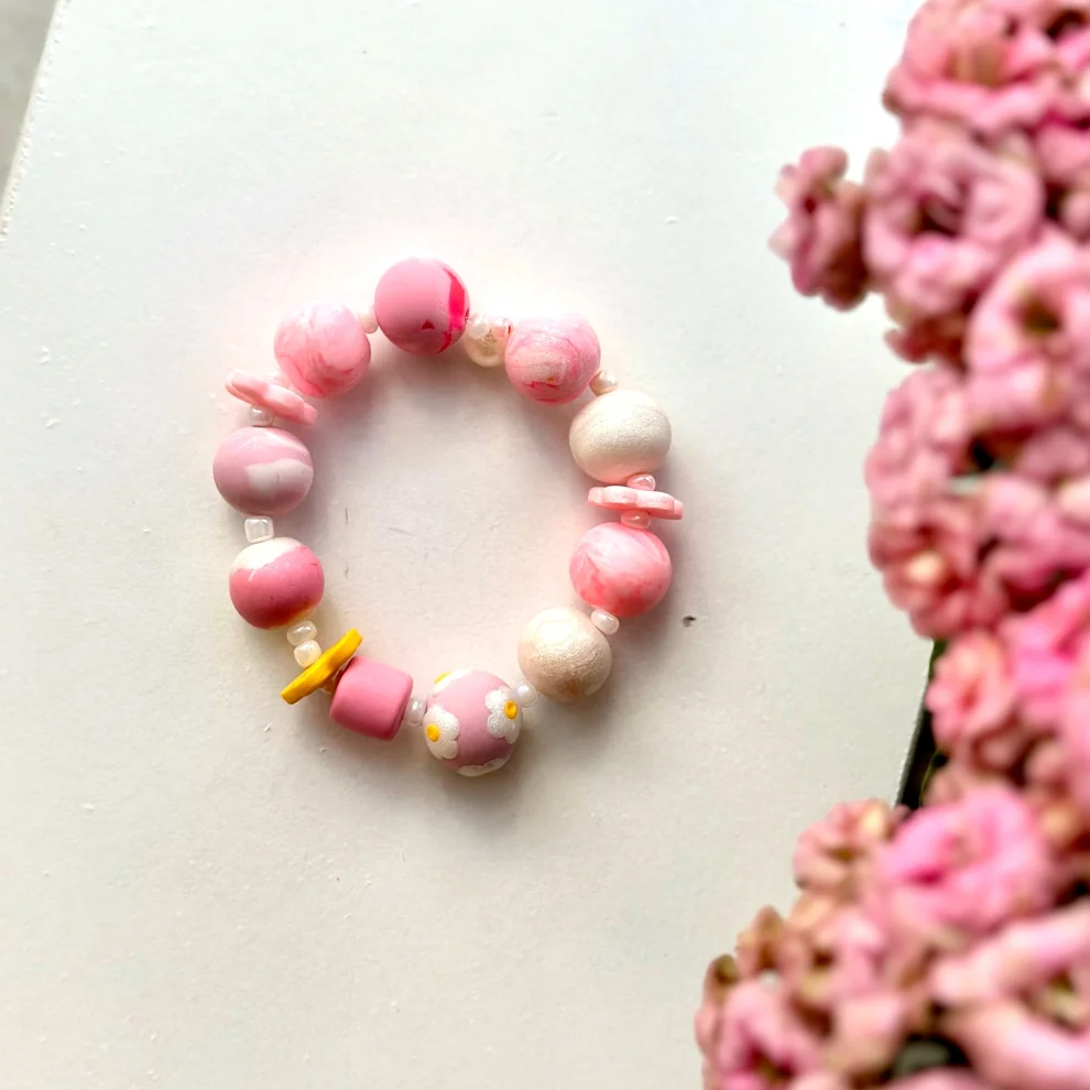 Daisy Lazy Creations - Pink White Daisy Bracelet | hipicon