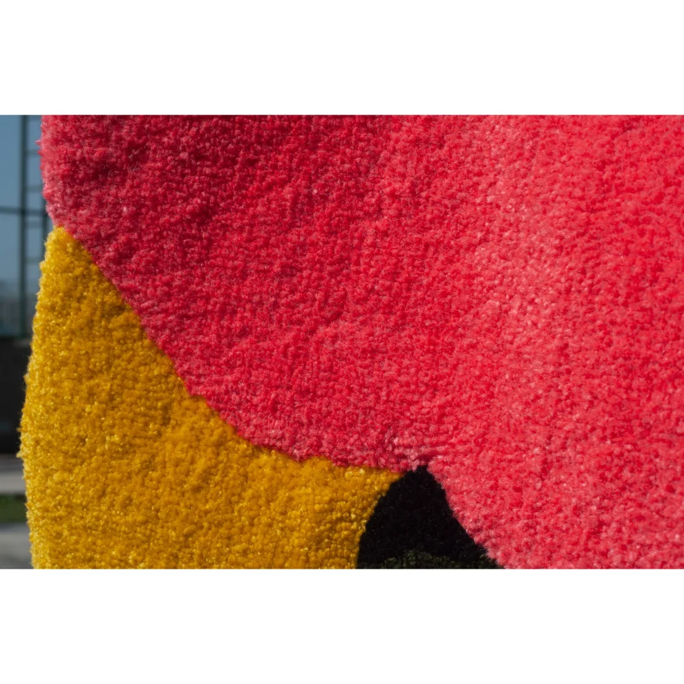 Jun Objects - Snowboard Hand Tufted Rug