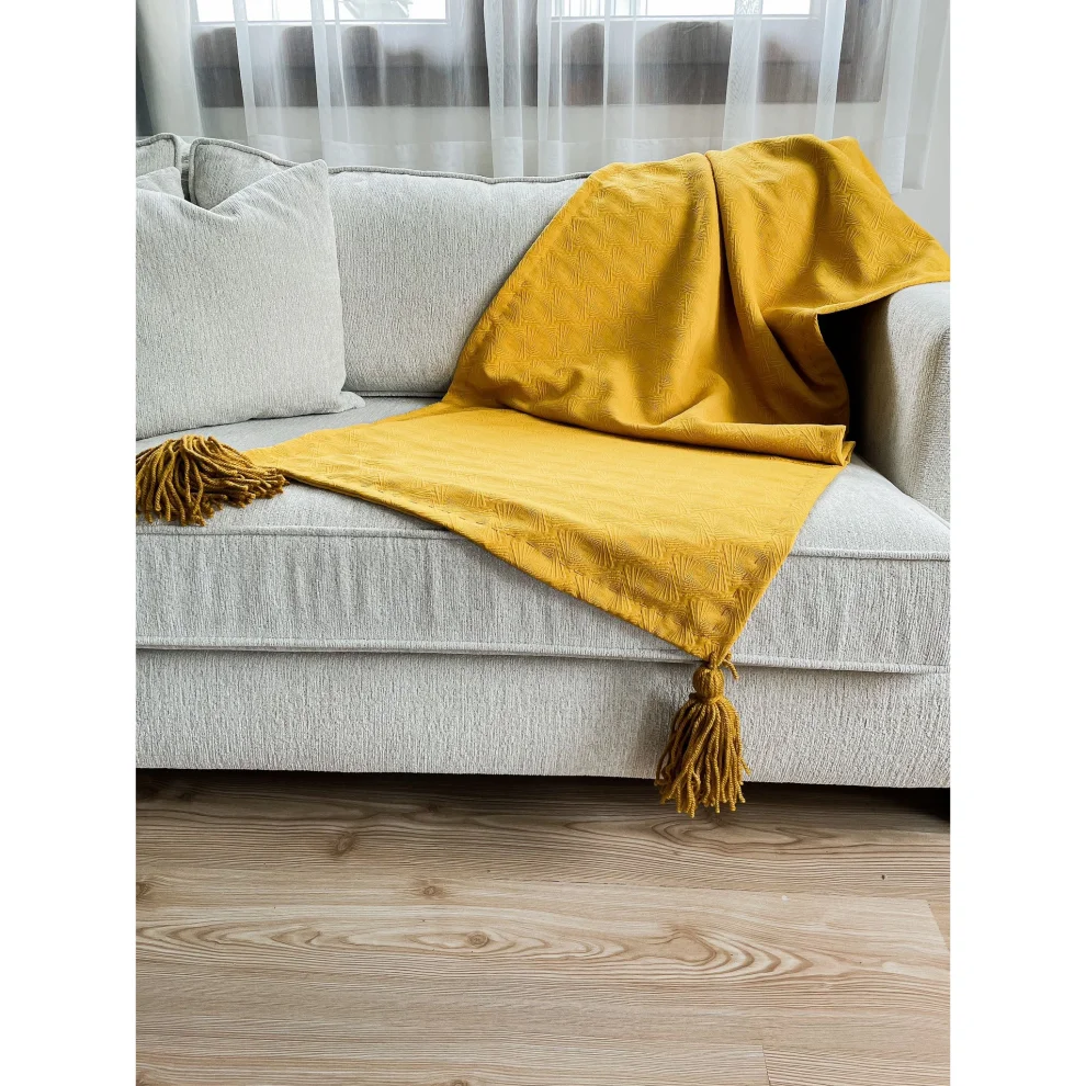 Macra Home - Handmade Bed Cover