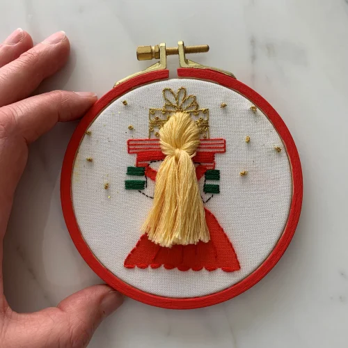 DEAR HOME - Christmas Gift Embroidery Hoop Art