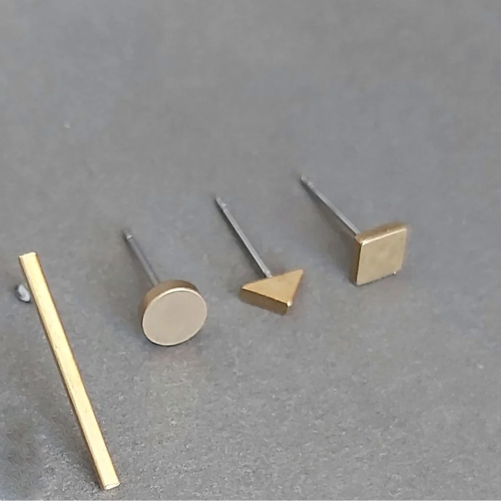 POJWoman by Pelin Özerson - That Easy Stud Earrings - Square