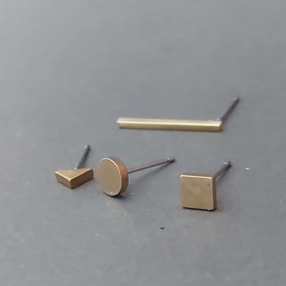 POJWoman by Pelin Özerson - That Easy Stud Earrings - Square