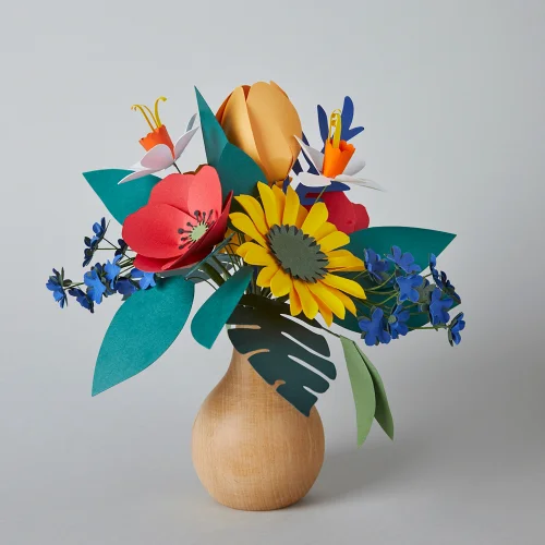 A Ne Hoş - Martine Bouquet With Wooden Vase