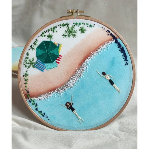 Granny's Hoop - Summer Time Embroidery Hoop Art