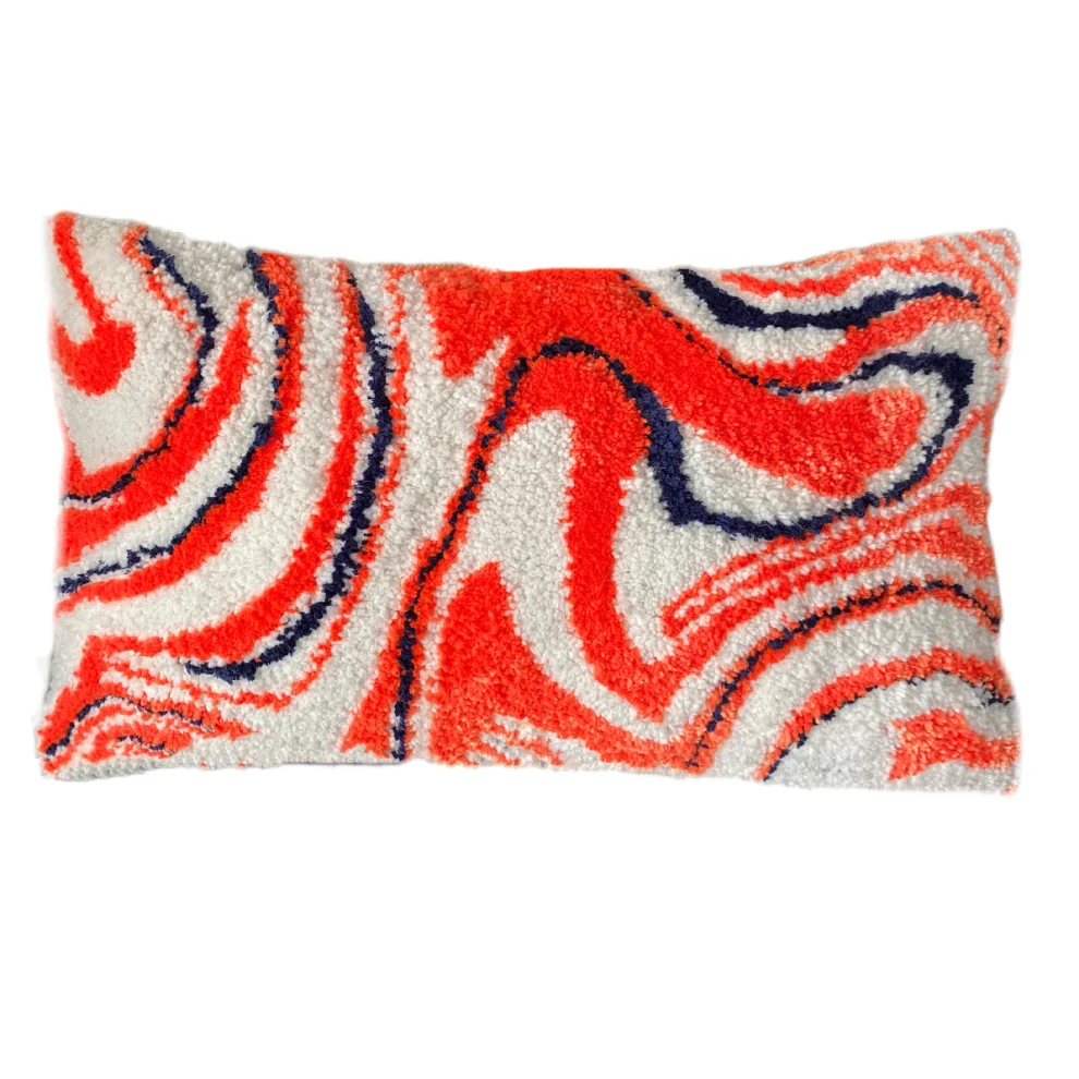 Fille a Fille Design Studio - Flowing Pillow