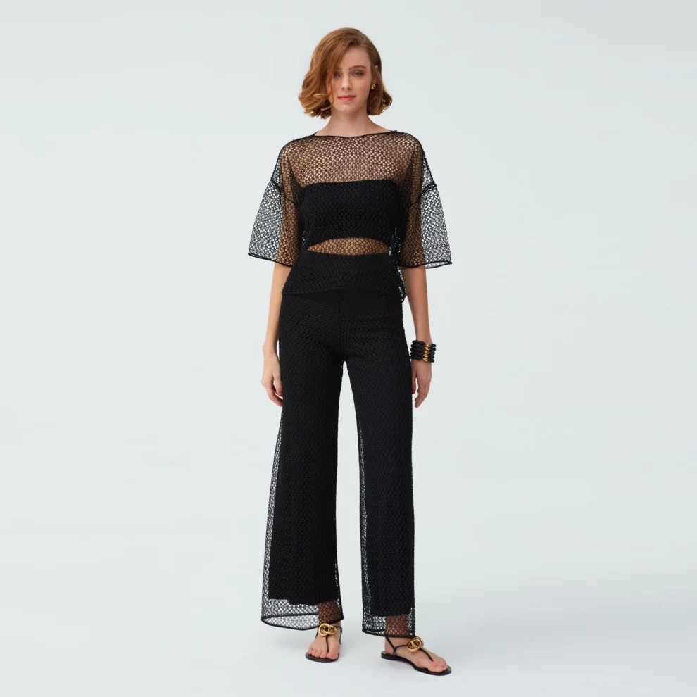 Joinus - Sheer Knitwear Blouse And Crop Top