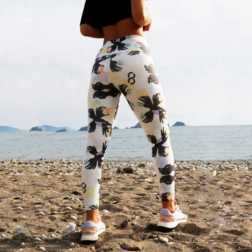 Eight Date - Number Eight Yoga Leggings