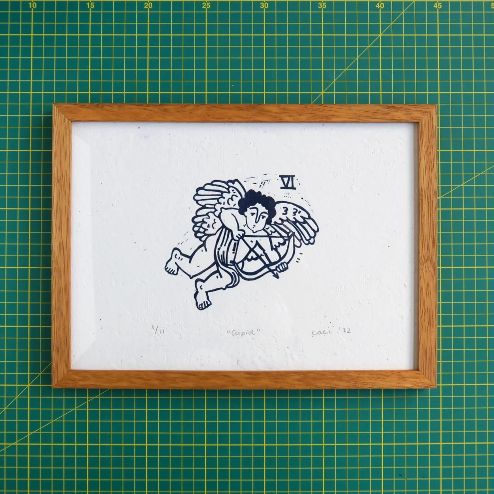 Çaçiçakaduz - Cupid Limba Wood Framed Lino Print