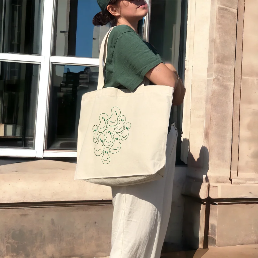 Bael İstanbul - Smile Large Tote Bag