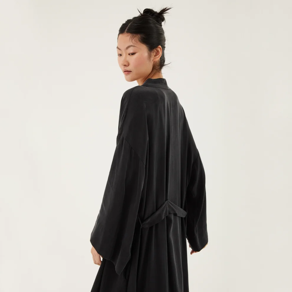 Towdoo - Milky Way Long Kimono Dress