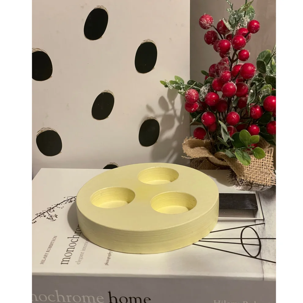 Candu Things - Trio Tealight Candle Holder