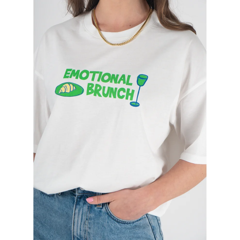 Pemy Store - Emotional Brunch Oversize T-shirt
