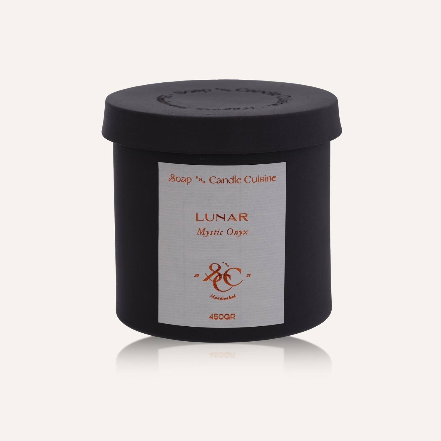 Woody-oriental Scented Natural Soy Candle 450 Gr