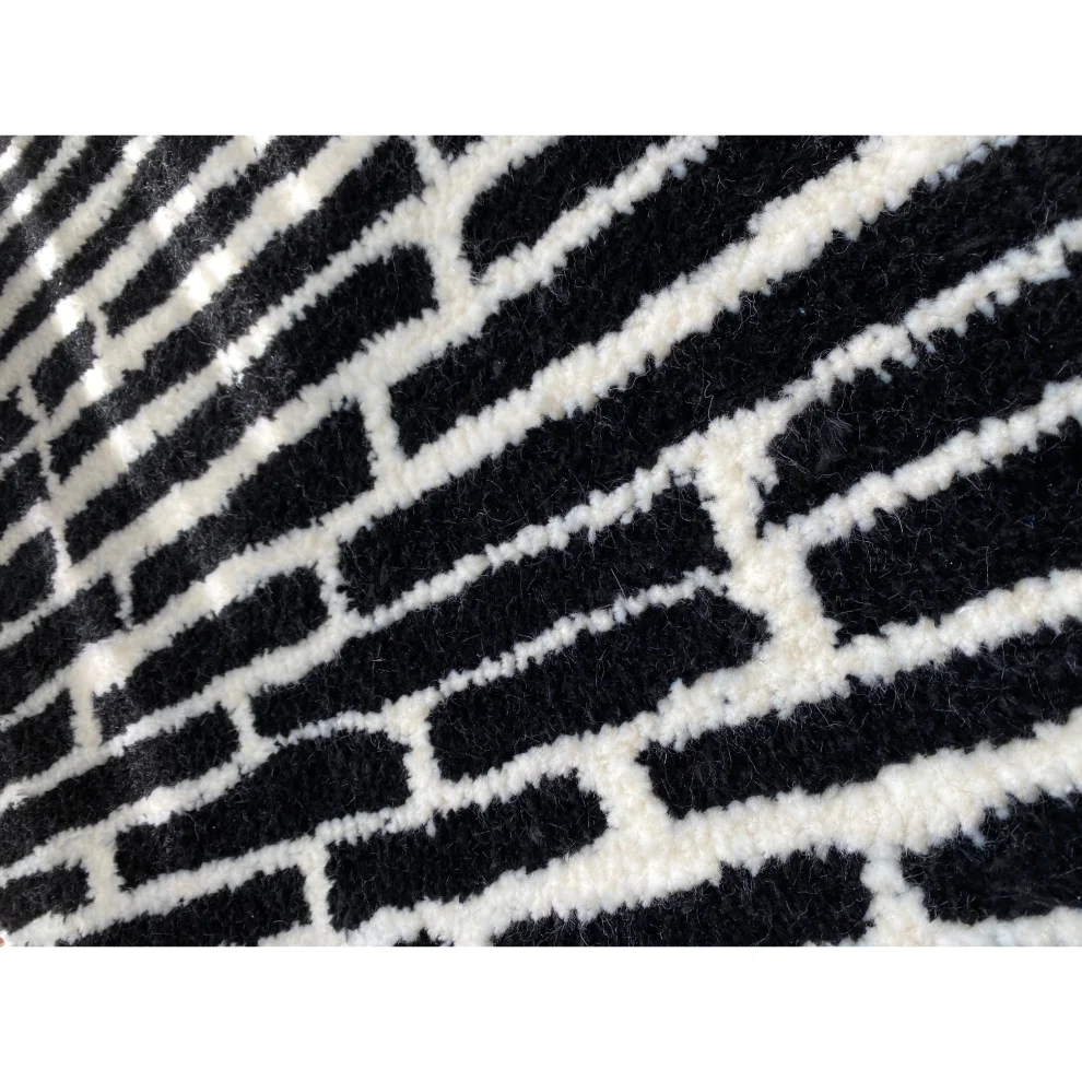 Fille a Fille Design Studio - Strip Rug