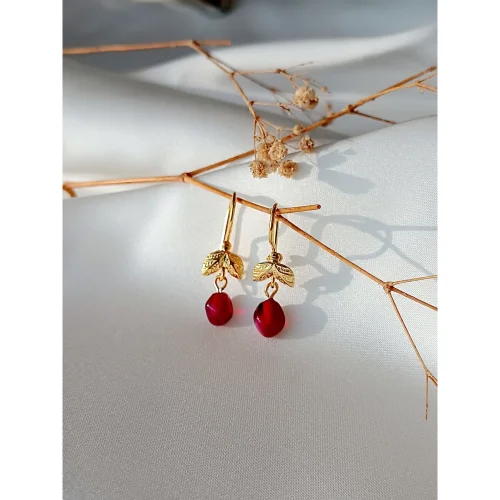 Kadriye Camcı - Leaf- Pomegranate Earrings