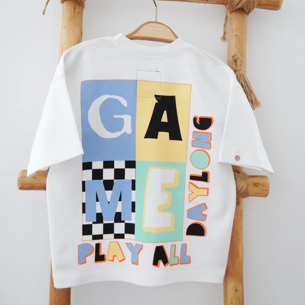 Circus.junior - Game T-shirt