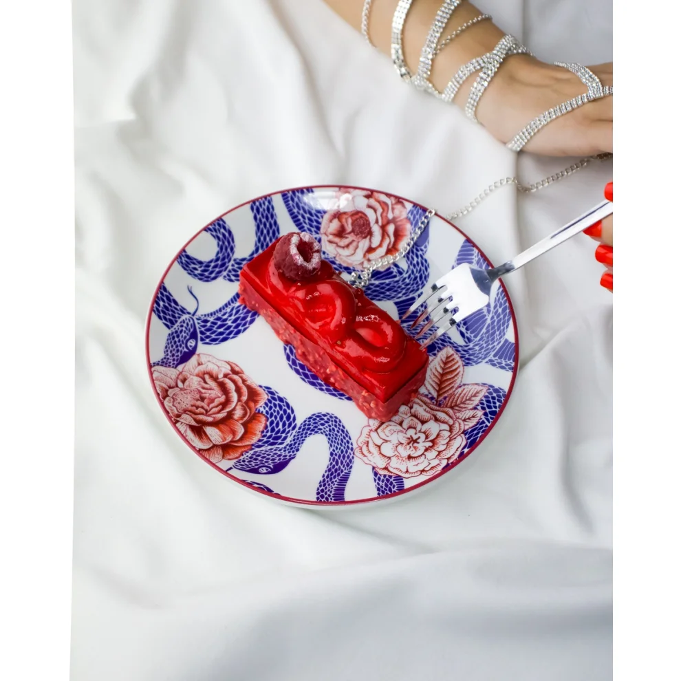 Gorgo Iruka - Rose Of Medusa Porselen Tabak - Ill