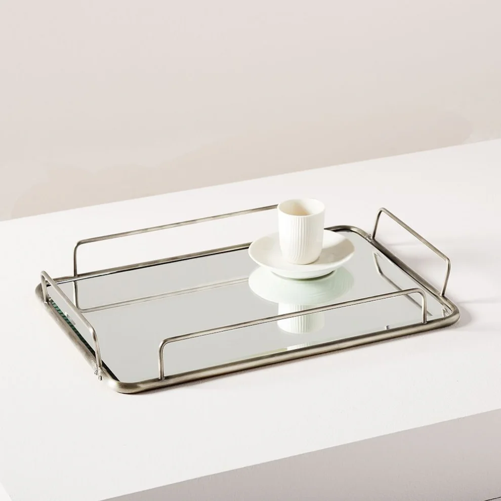 Modabilya - Pride Metal Mirrored Serving Tray