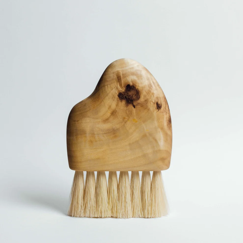 B8 Studio - Wooden Brush - Il