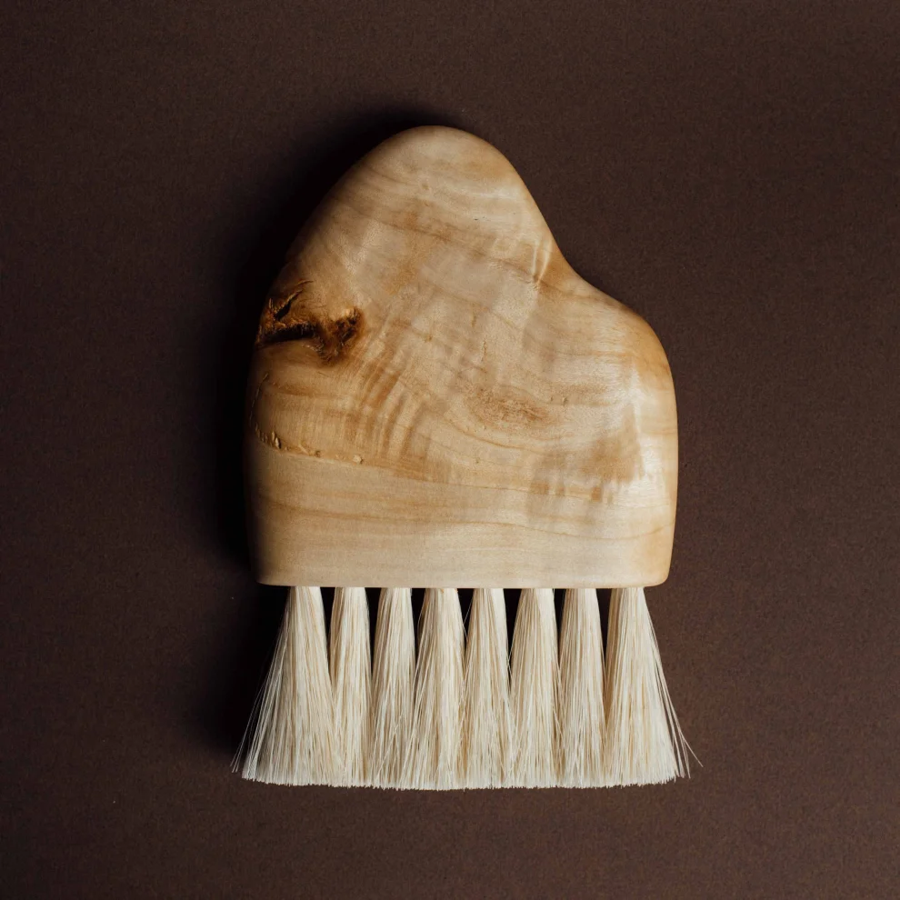 B8 Studio - Wooden Brush - Il