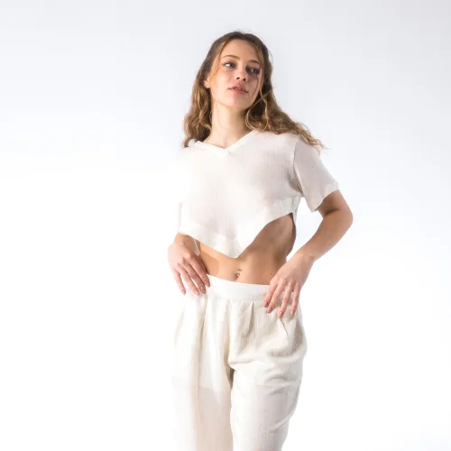 Leoya - Linen Crop Top