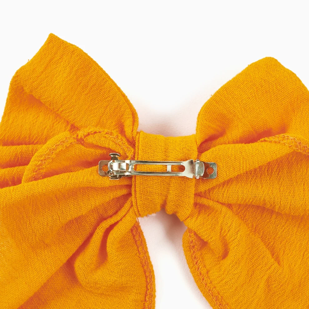 Lally Things - Embroidery Bow Hair Clip