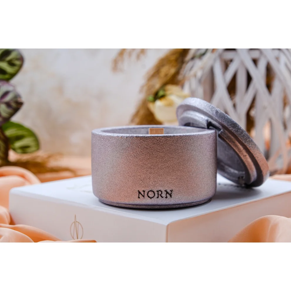 Norn Design Studio - Freya Candle