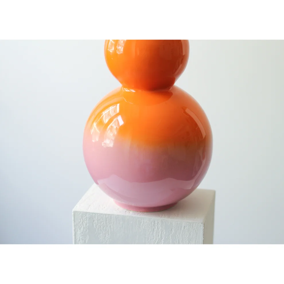 Jecmuse - Pinkish Ceramic Vase