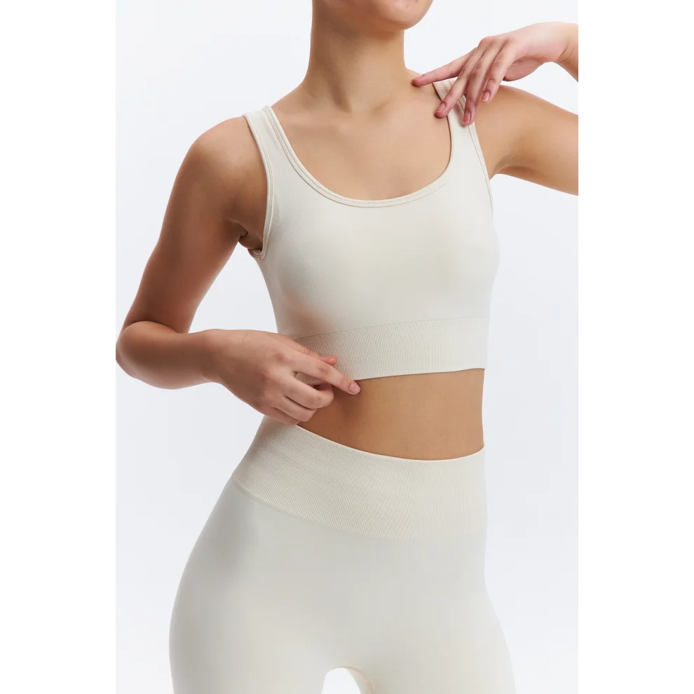 SimpleCo Clothes - Niyama Seamless Yoga Bra