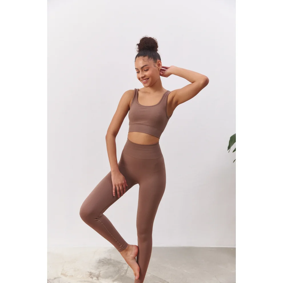 SimpleCo Clothes - Niyama Seamless Yoga Bra