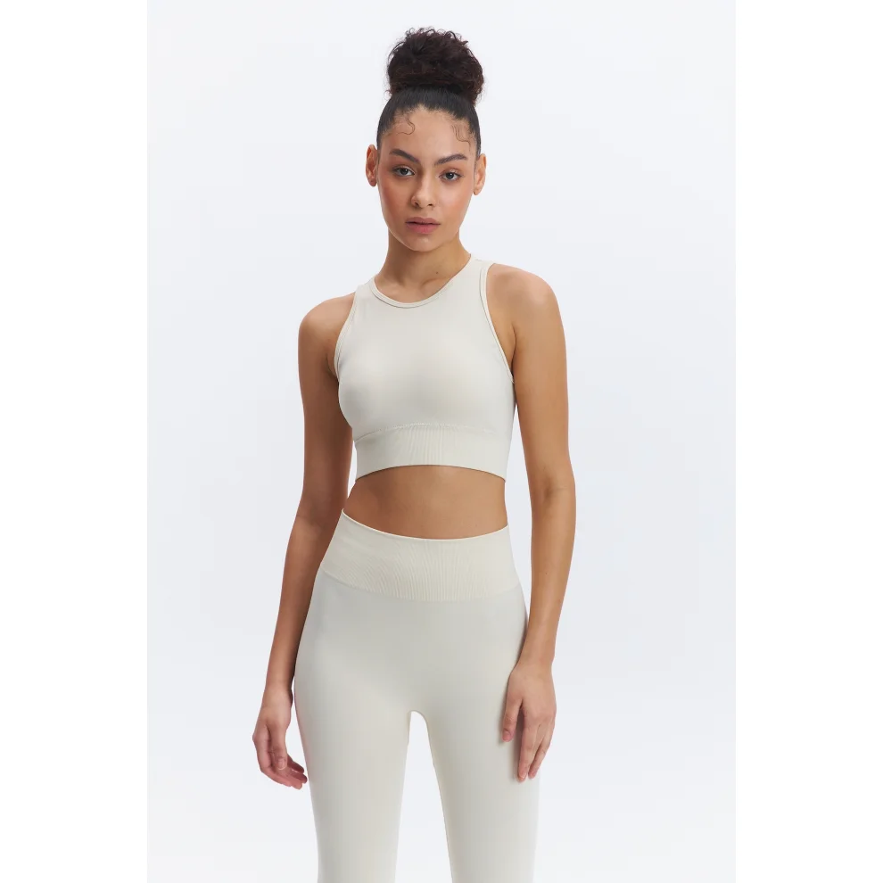 SimpleCo Clothes - Satya Seamless Yoga Bra