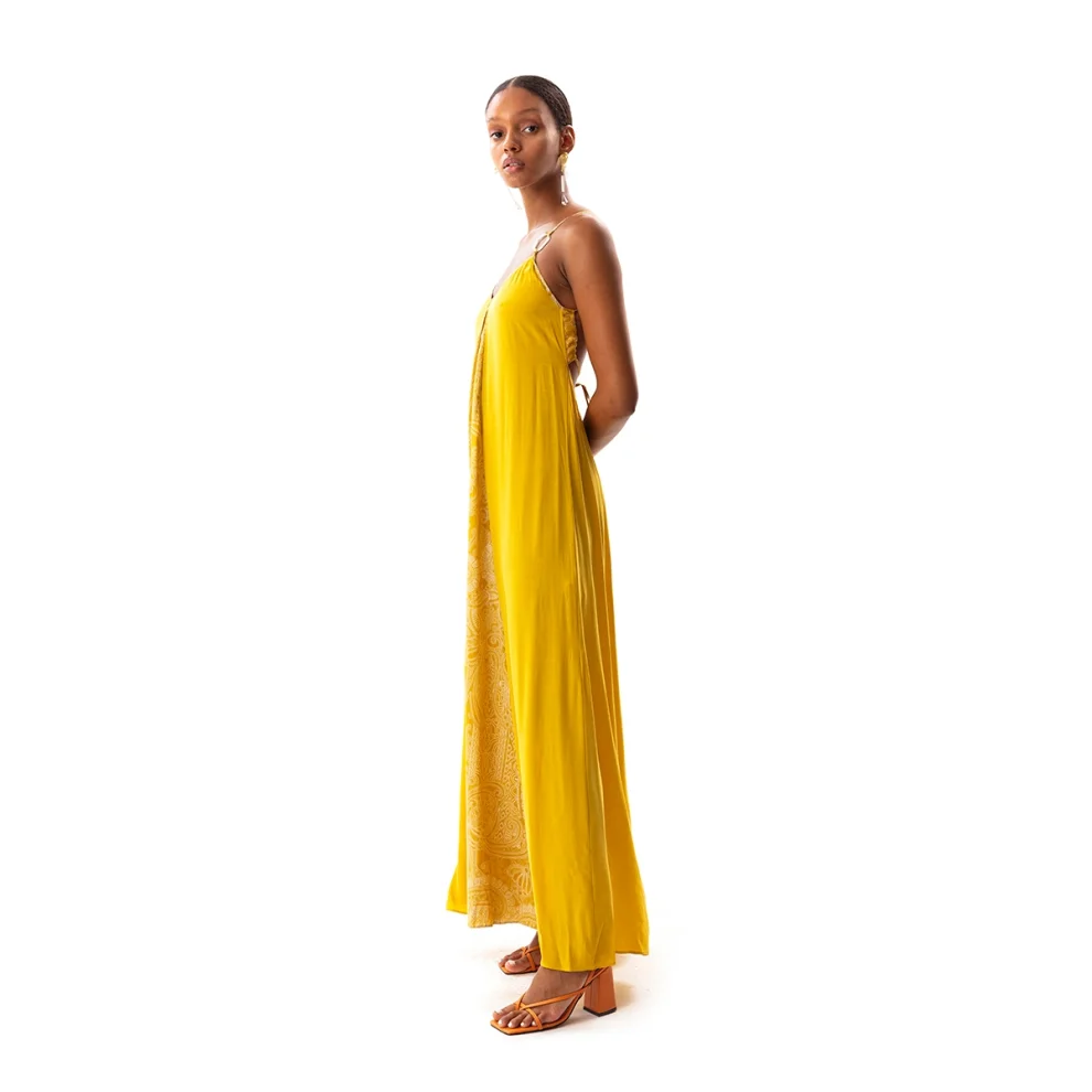 Movom	 - Johona V-neck Maxi Dress