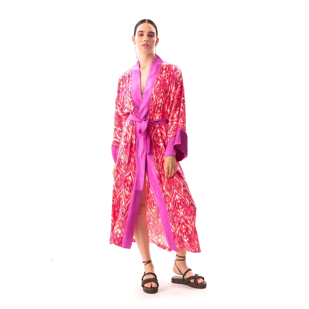 Movom	 - Santo Kimono