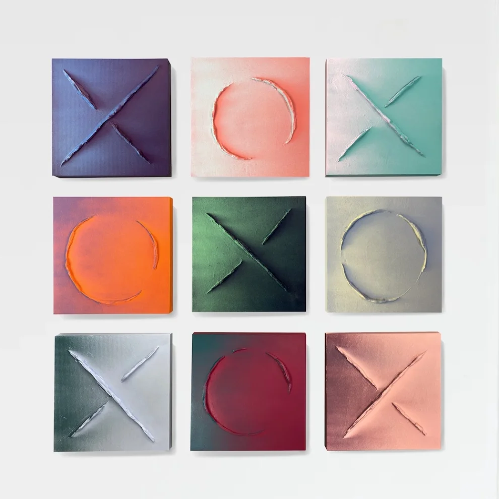 Kara Vox - Tictactoe Painting