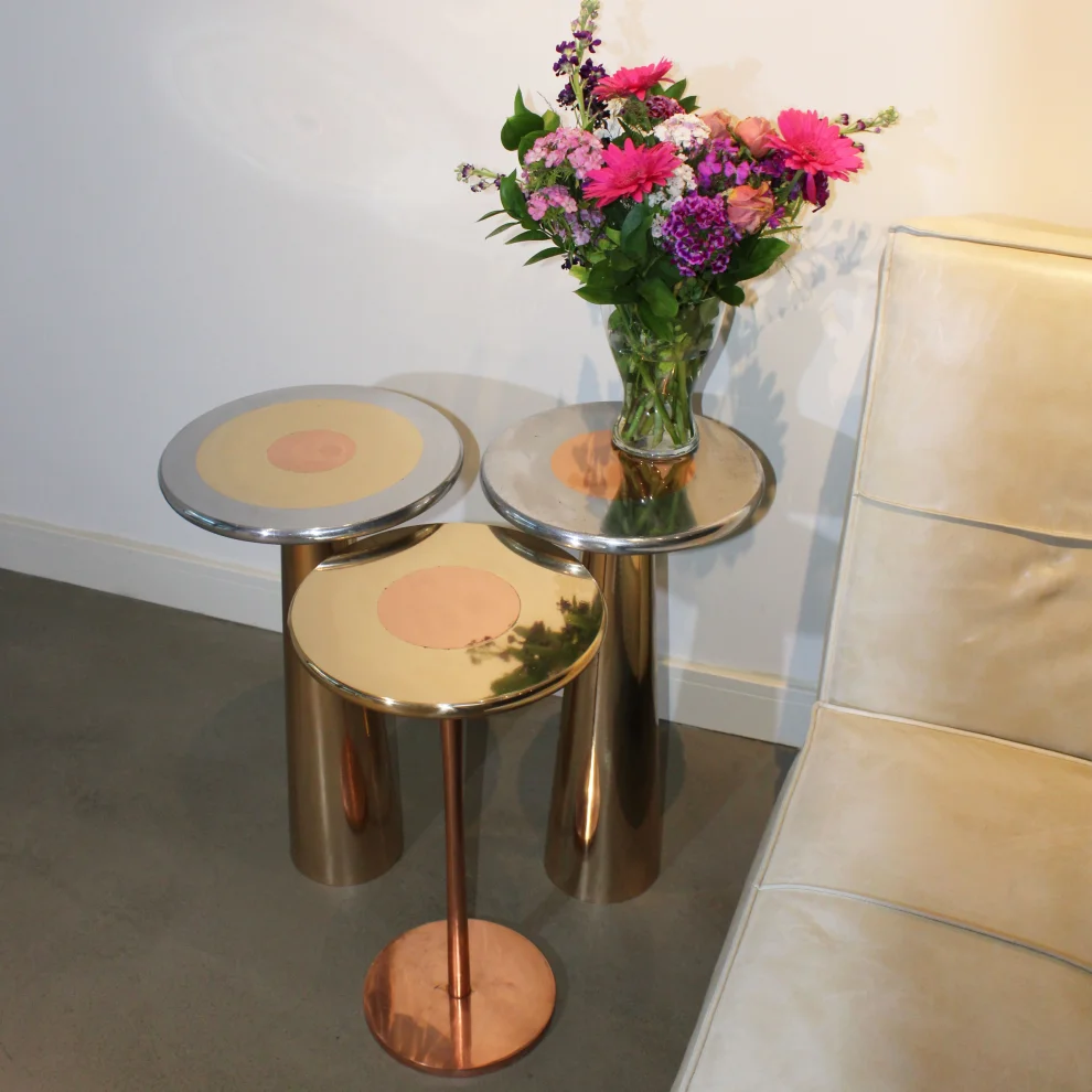 Studio Sunt - Lega Table - |