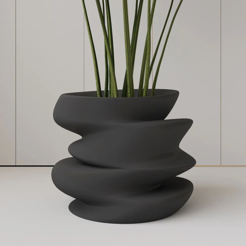 Studio Kortuncan - Dezakse Plant Pot