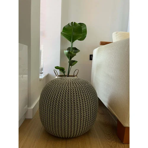 Bonhou - Handmade Knit Pouf