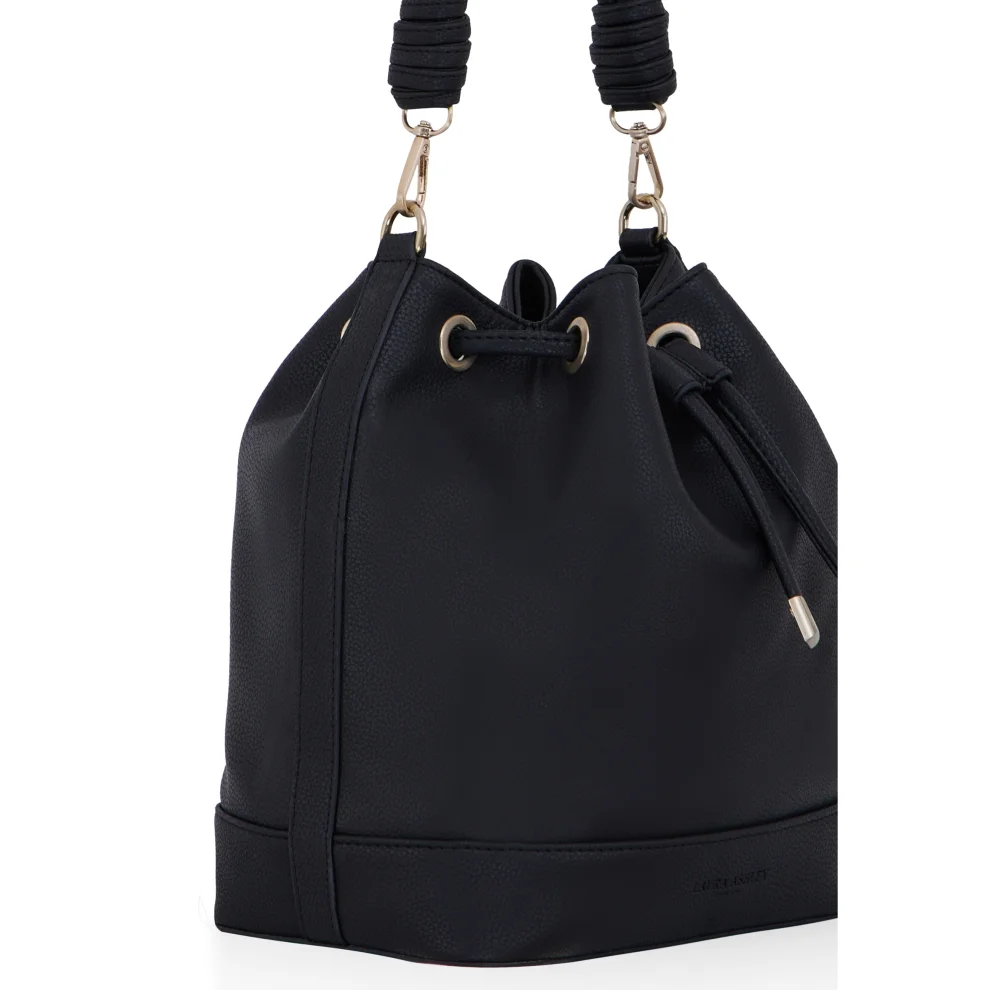 Laura Ashley - Bucket Bag Black - SOLD OUT | hipicon
