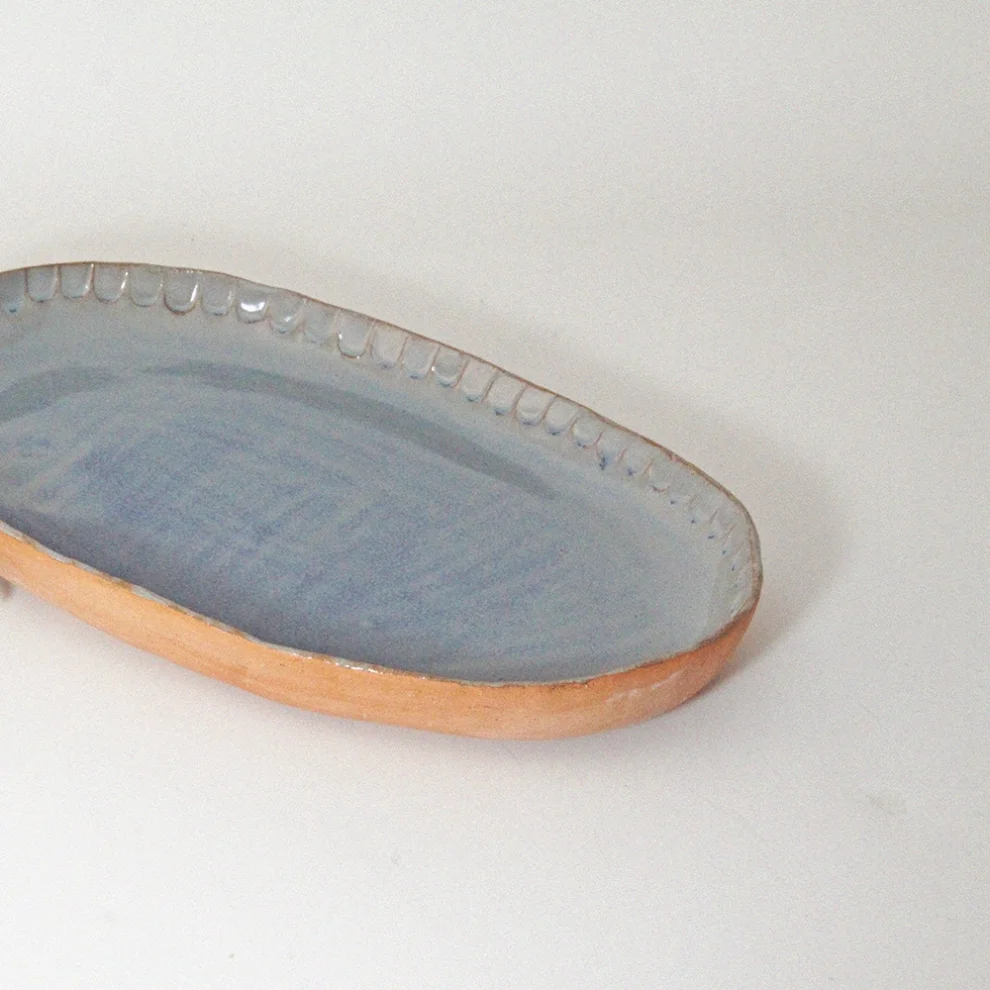 Lily Pottery - Umay Plater