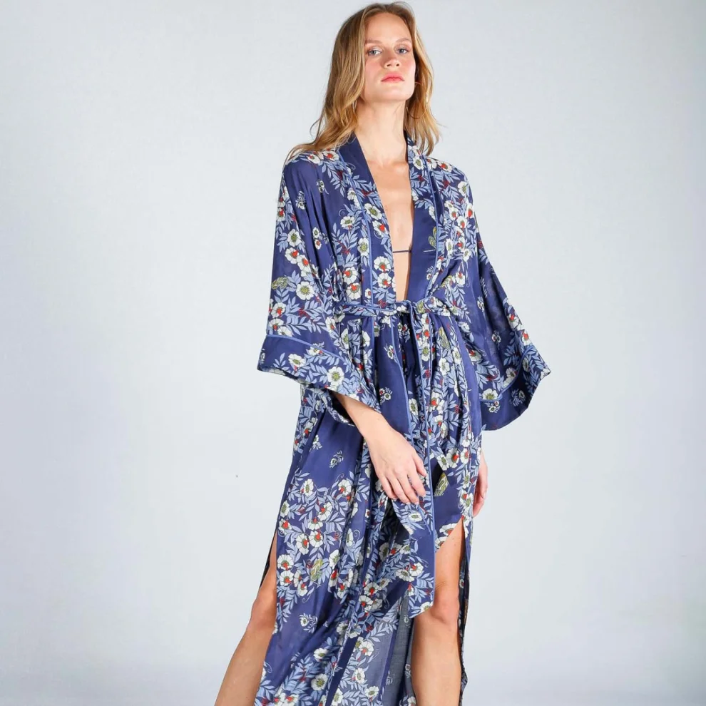 The Beach - Joy Flower Indigo Long Kimono