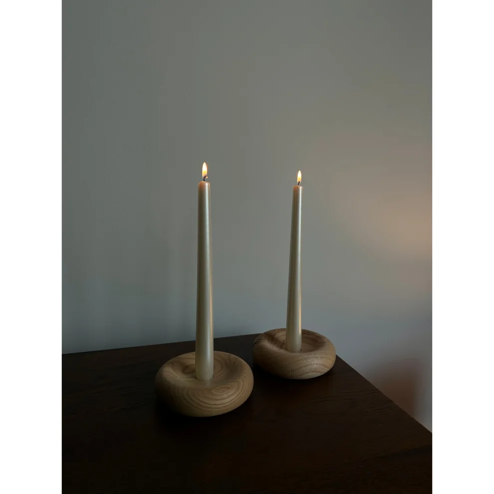 Giran Maye - Donut Candle Holder