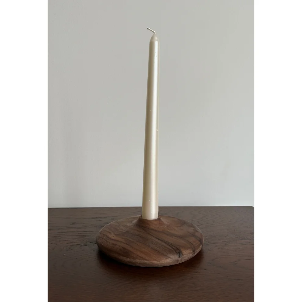 Giran Maye - Pearl Candle Holder