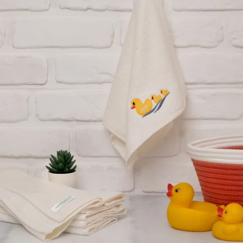 Happy Hands - Duck Kids Towel
