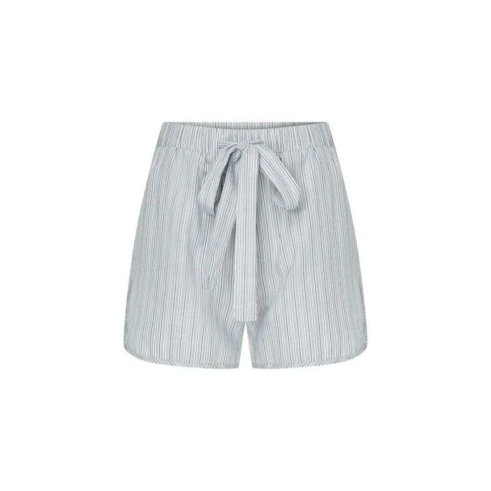 H and m outlet cotton shorts