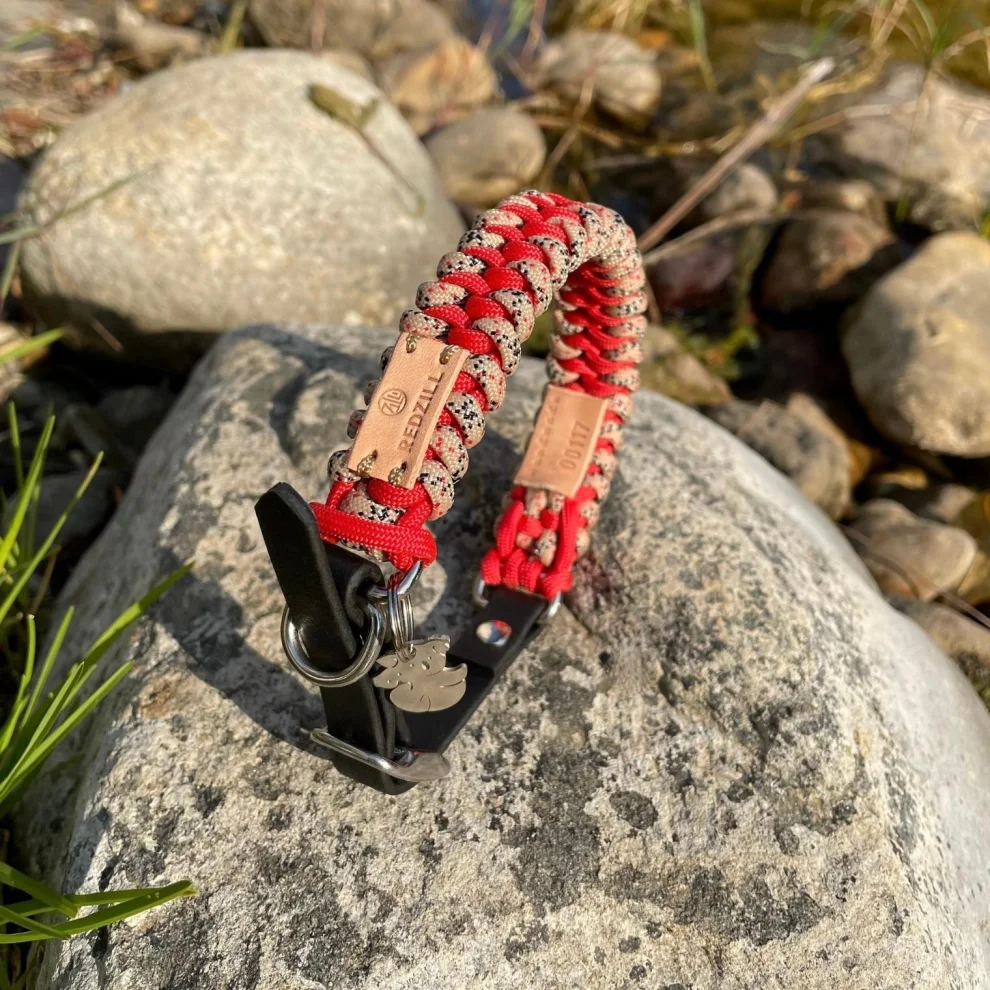 Redzill - Redhol Paracord Dog Collar