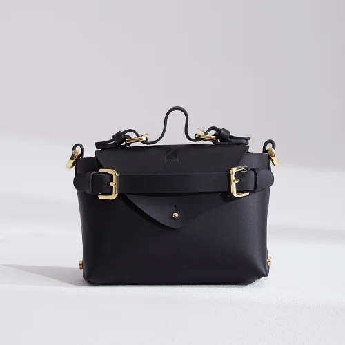 Ki Studio Co - Shell Mini Handbag