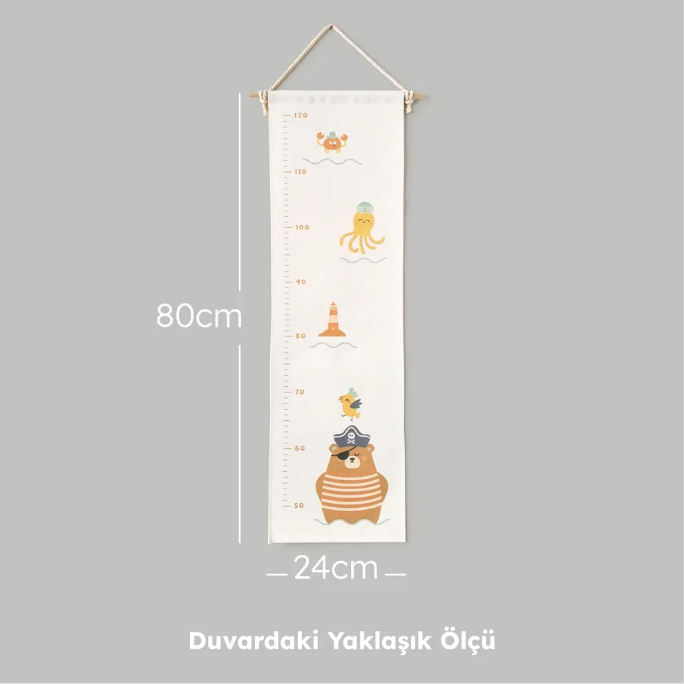 Jüppo - Cute Pirates Wall Tapestry Height Chart, Organic Natural Cotton