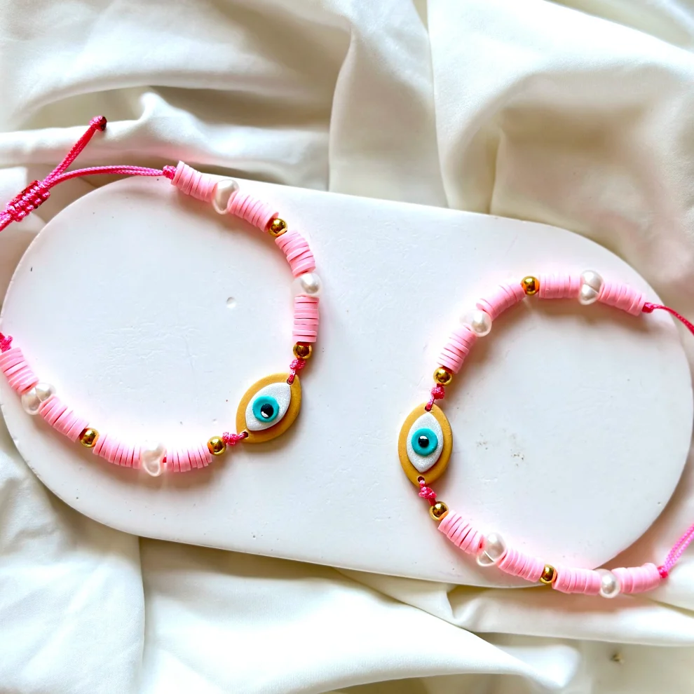 Daisy Lazy Creations - Evil Eye Pearl Detailed Adjustable Bracelet