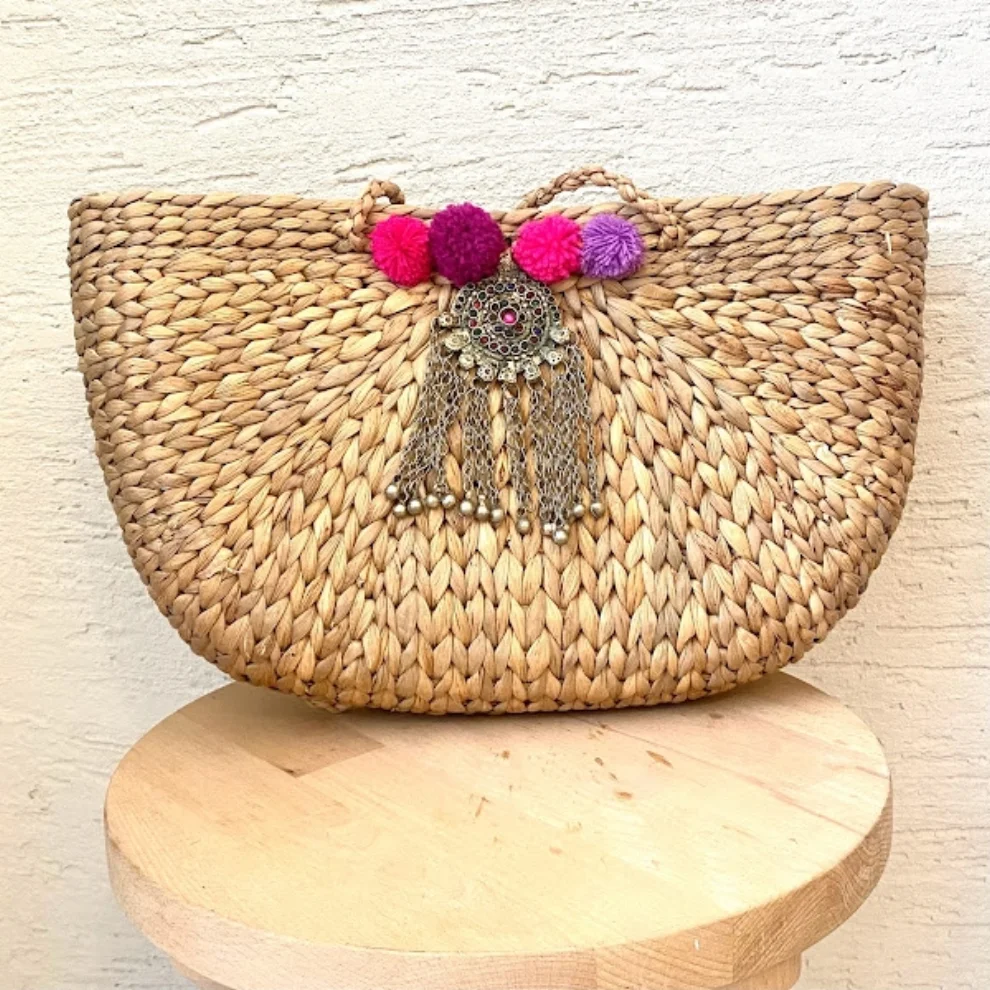 Haane Design - Straw Bag With Metal Accessories